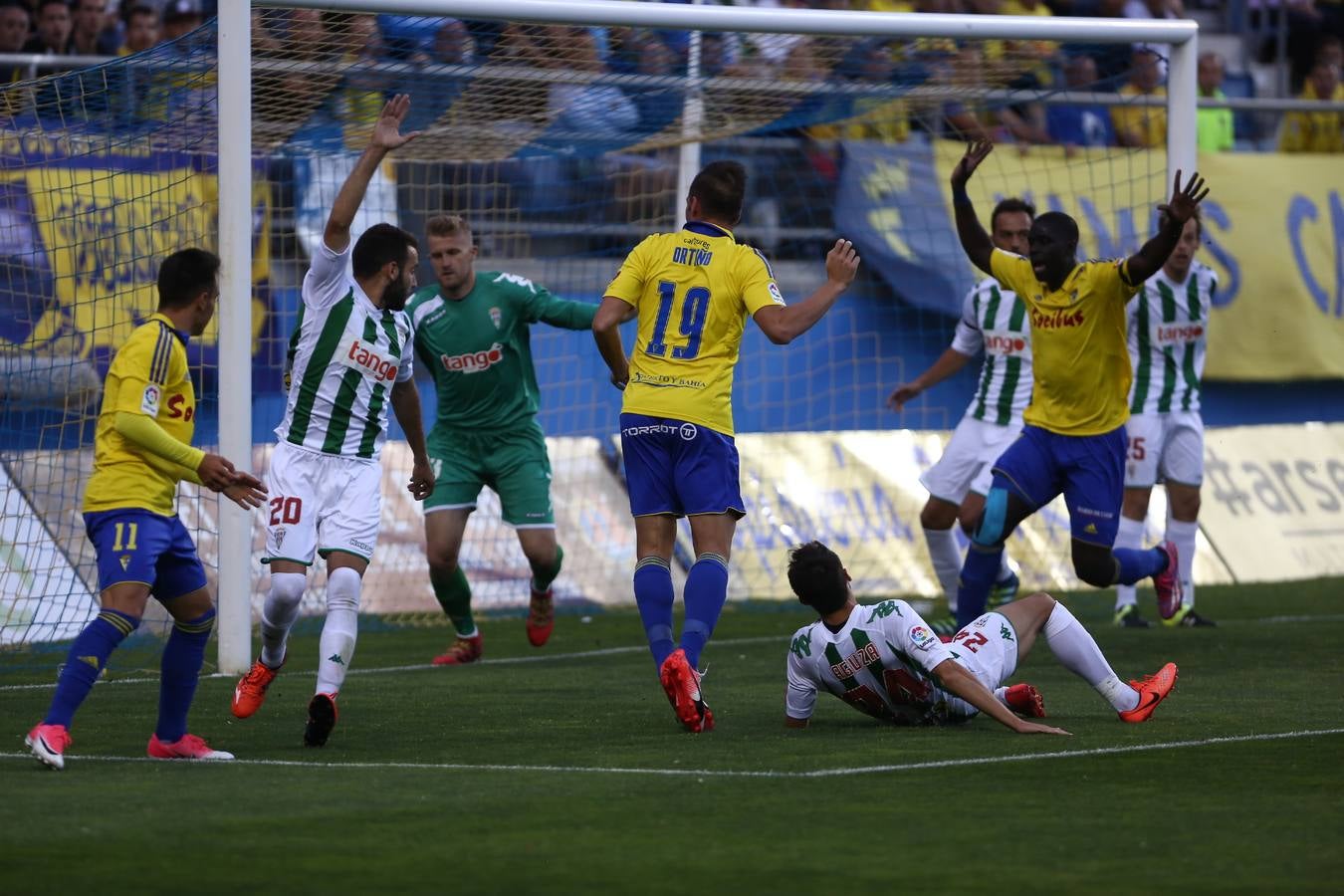 Las mejores imágenes del Cádiz CF-Córdoba CF