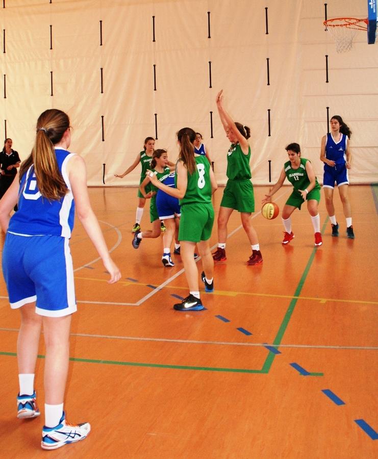 En imágenes: Los dos últimos partidos de la liga de baloncesto; Mater vs BVM Irlandesas y Calasancio vs Nuestra Señora de las Maravillas