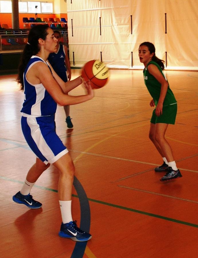 En imágenes: Los dos últimos partidos de la liga de baloncesto; Mater vs BVM Irlandesas y Calasancio vs Nuestra Señora de las Maravillas
