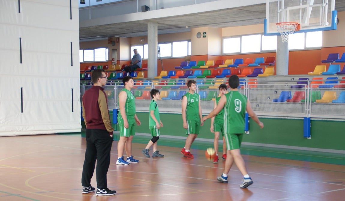 En imágenes: Los dos últimos partidos de la liga de baloncesto; Claret A vs El Prado y Safa vs Santa María del Yermo