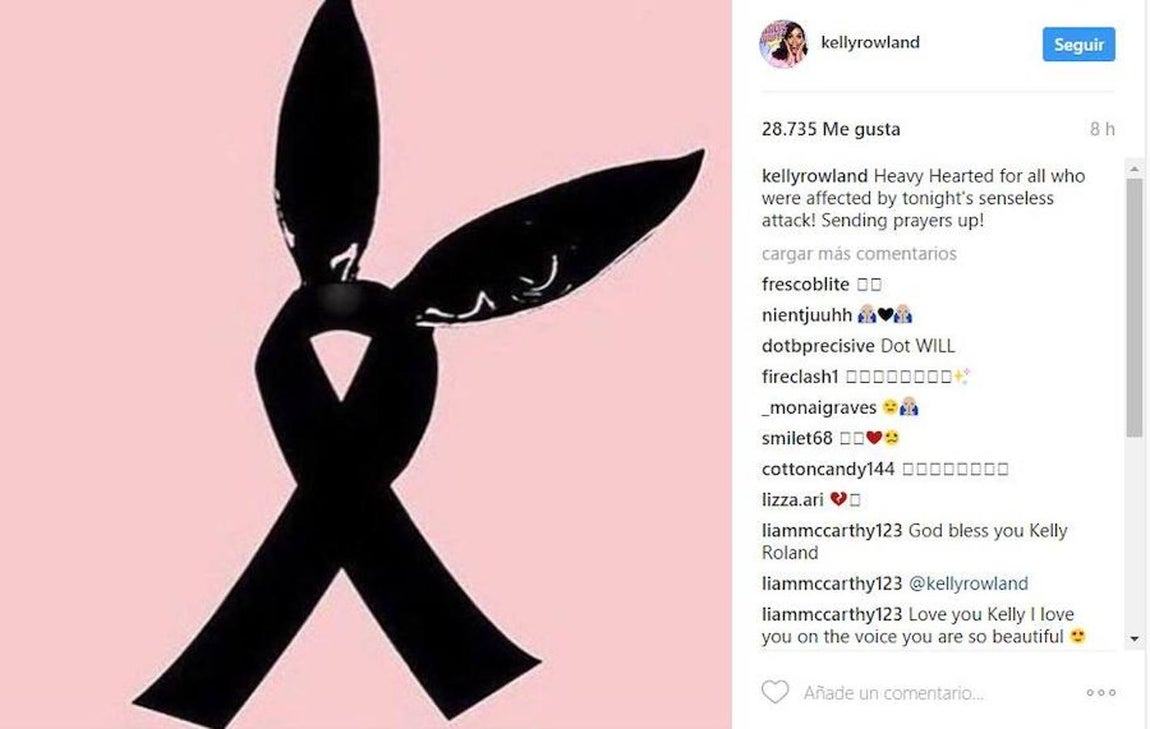 Kelly Rowland, cantante. «Para todos los que fueron afectados por el ataque sin sentido de esta noche! ¡Enviando oraciones!»