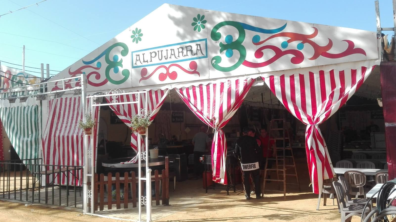 El Puerto se engalana para su Feria