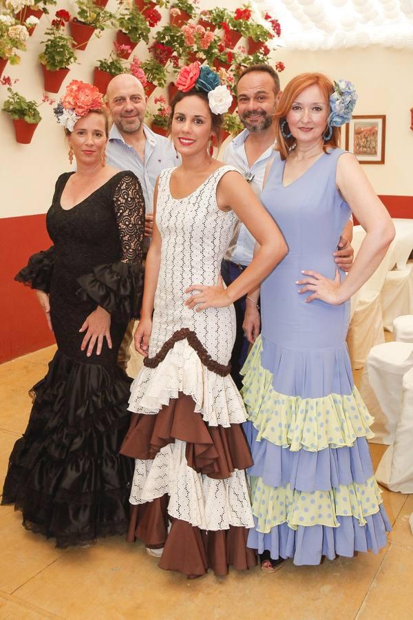 El ambiente en las casetas de la Feria de Córdoba, en imágenes