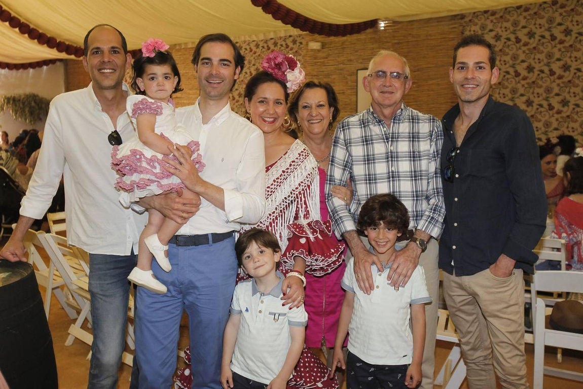 El ambiente en las casetas de la Feria de Córdoba, en imágenes