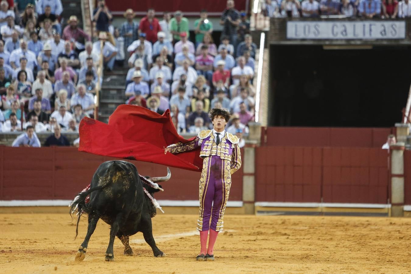 La corrida de Morante, Manzanares y Roca Rey, en imágenes