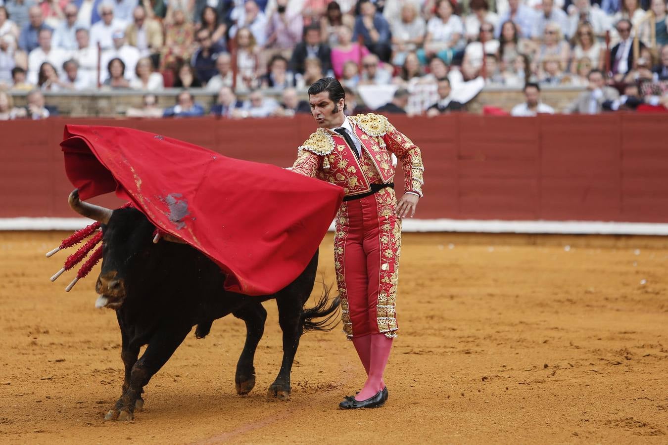 La corrida de Morante, Manzanares y Roca Rey, en imágenes