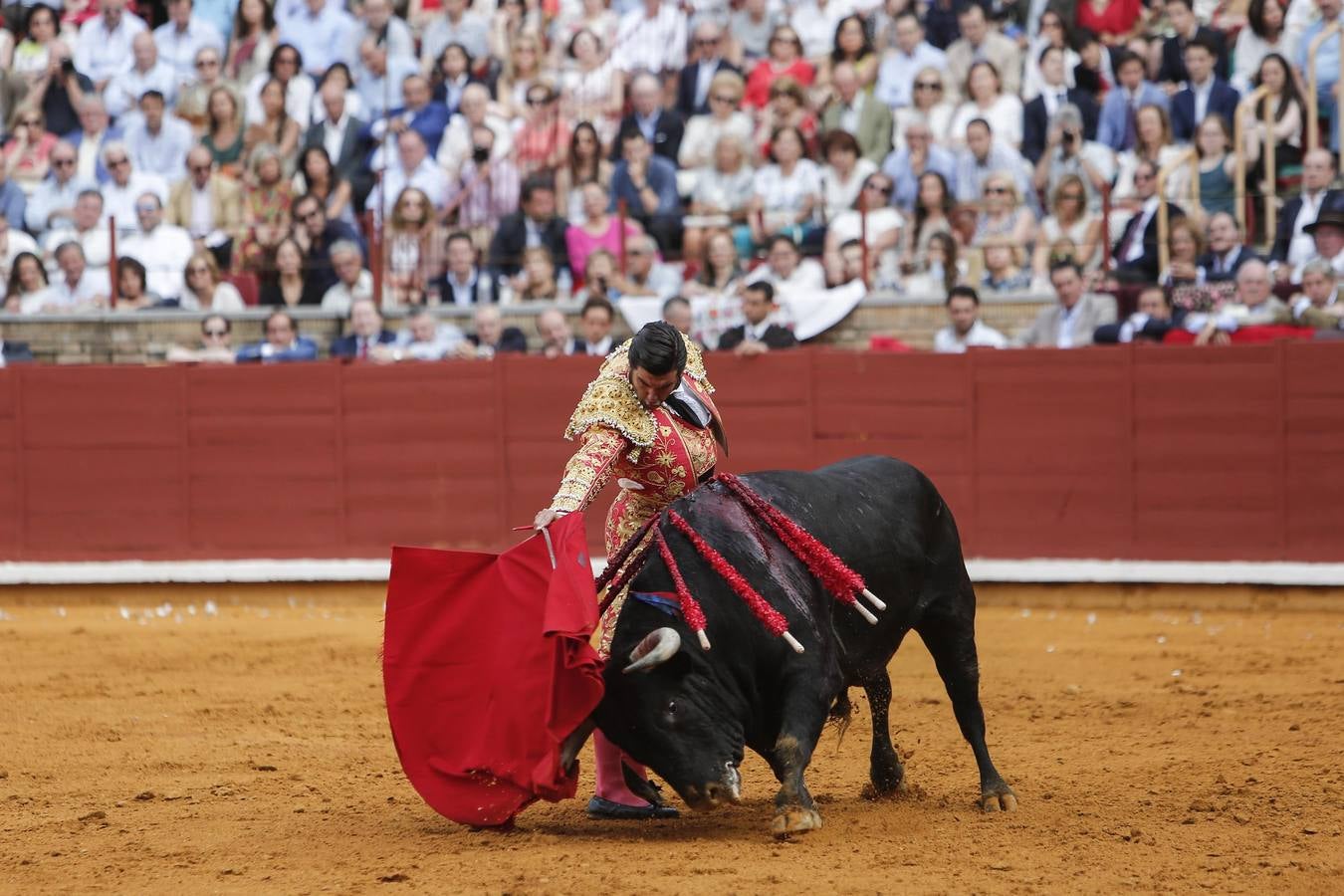 La corrida de Morante, Manzanares y Roca Rey, en imágenes