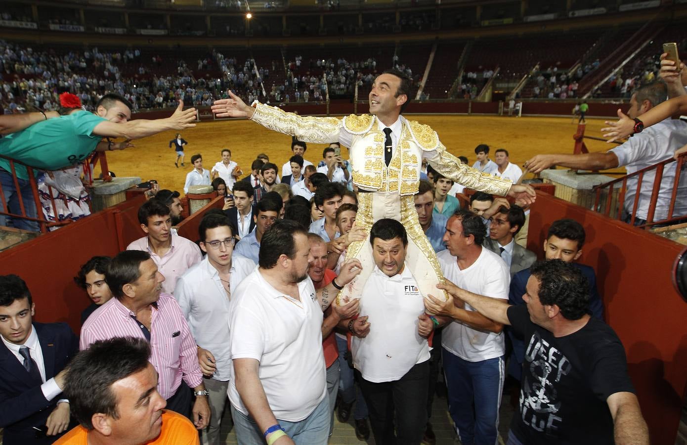 La corrida de Ponce, Finito y Cayetano, en imágenes