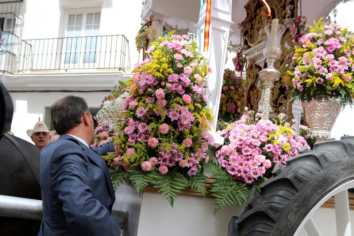 Las hermandades de Chiclana y San Fernando parten hacia El Rocío