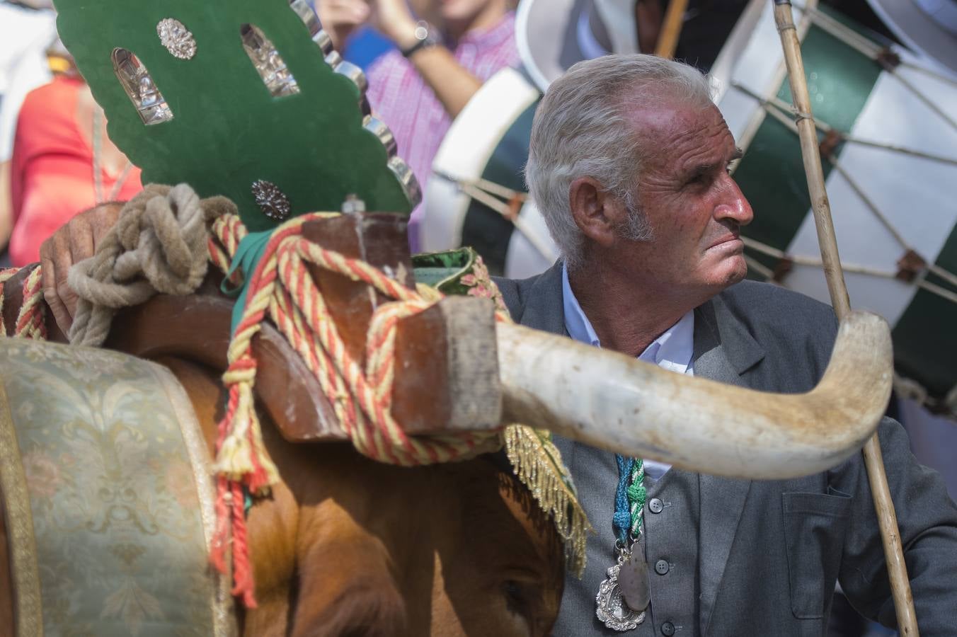 La hermandad del Rocío de Sevilla inicia su peregrinación a la aldea