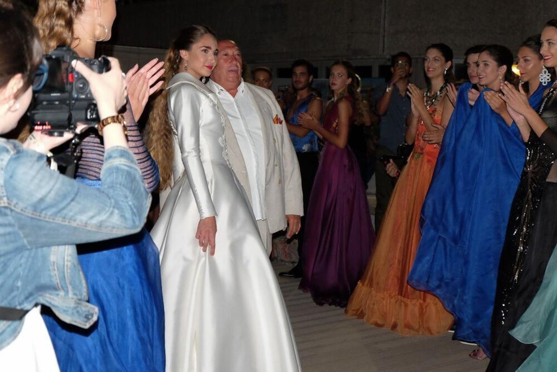 Fotos: Francis Montesinos y Ágatha Ruiz de la Prada en El Puerto