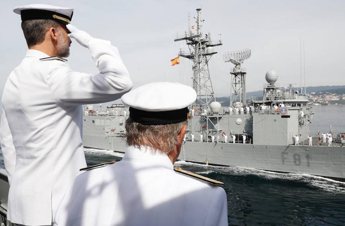 Según su director, la misión de la actual Escuela Naval Militar es «Formar a los oficiales de la Armada Española, teniendo que pasar todos por aquí. En Marín aprenden a dar sus primeros pasos como marinos». 