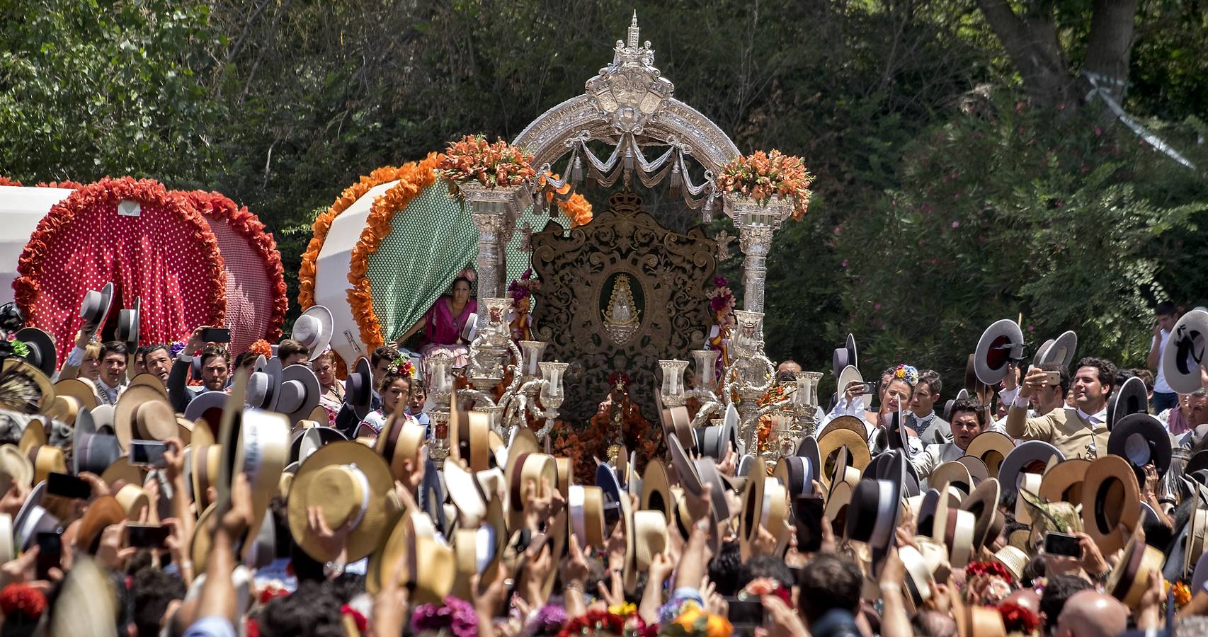 El paso del Vado del Quema de Triana, Sevilla Sur y Sevilla