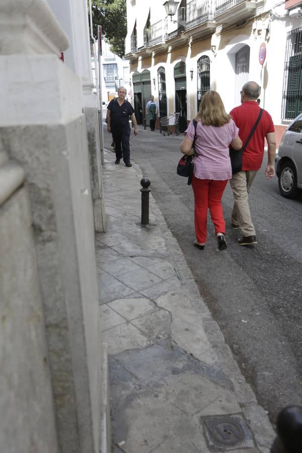 Sevilla, la ciudad de los bolardos mutantes