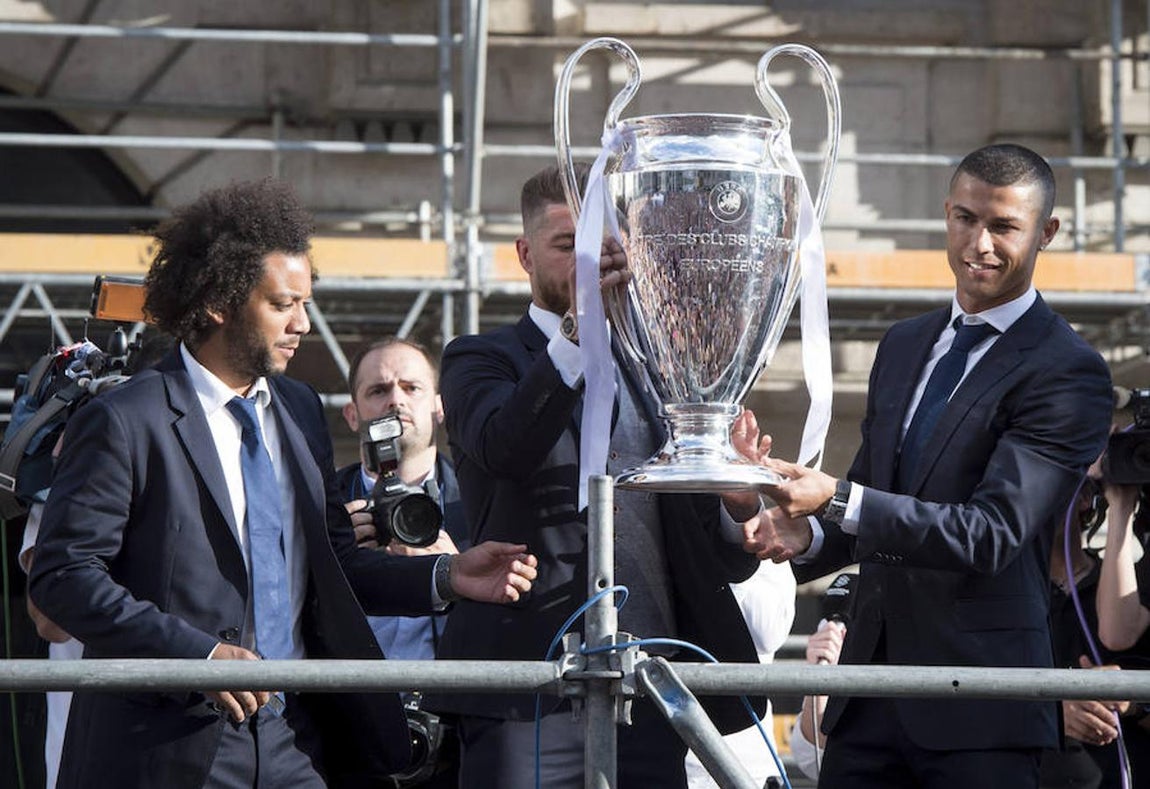 Cristiano, Marcelo y Ramos ofrecen la duodécima a la afición. 