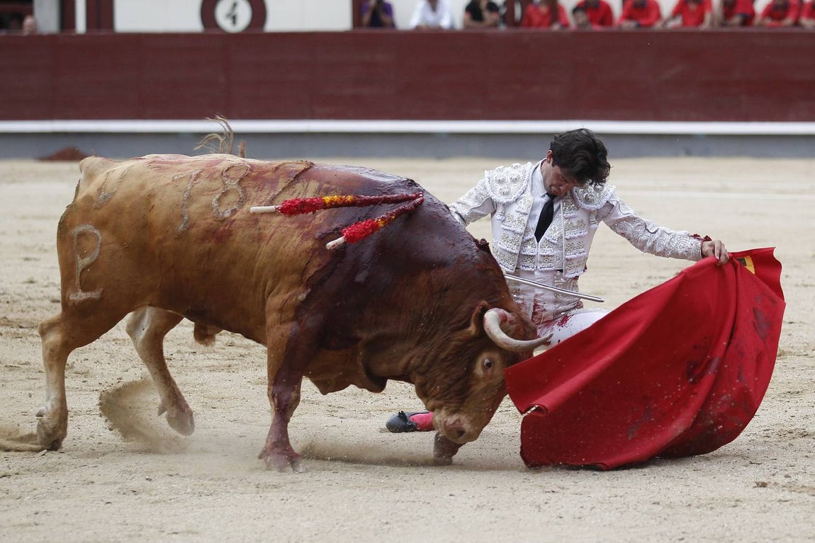 La gran tarde Juan del Álamo y Alcurrucén en Las Ventas, en imágenes