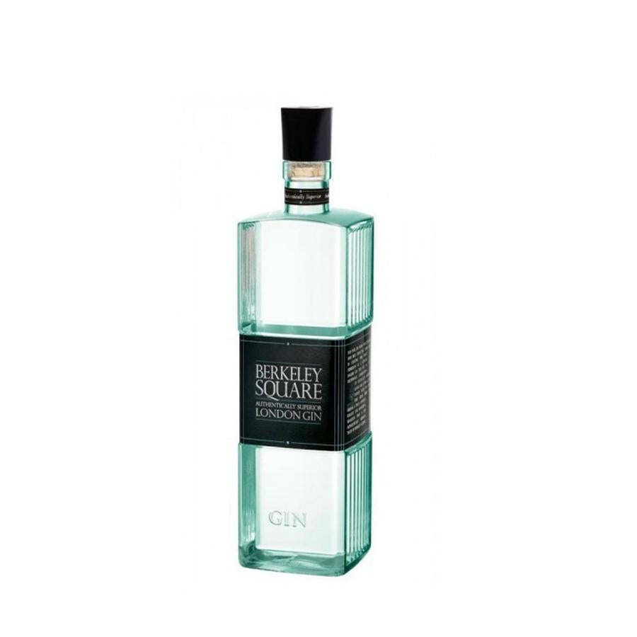 Berkeley Square London Gin. Sus botánicos estrella son el enebro, el cilantro, la angélica y las bayas de cubeba (39 €).