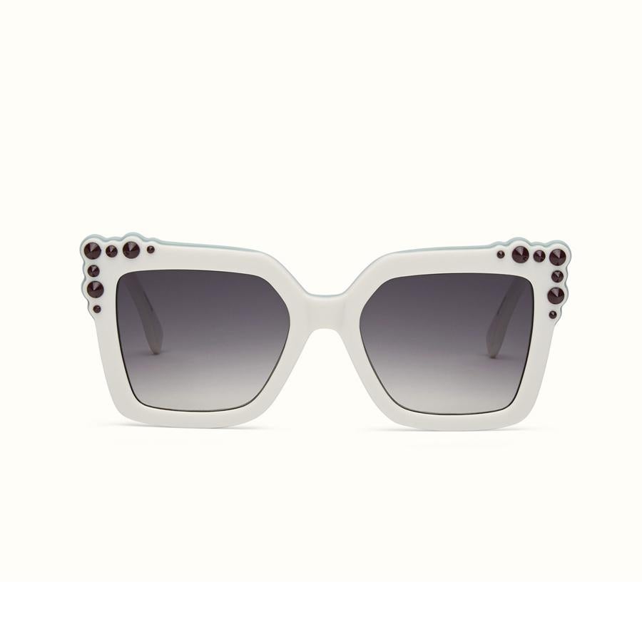 Gafas de sol modelo Can eye (330€)