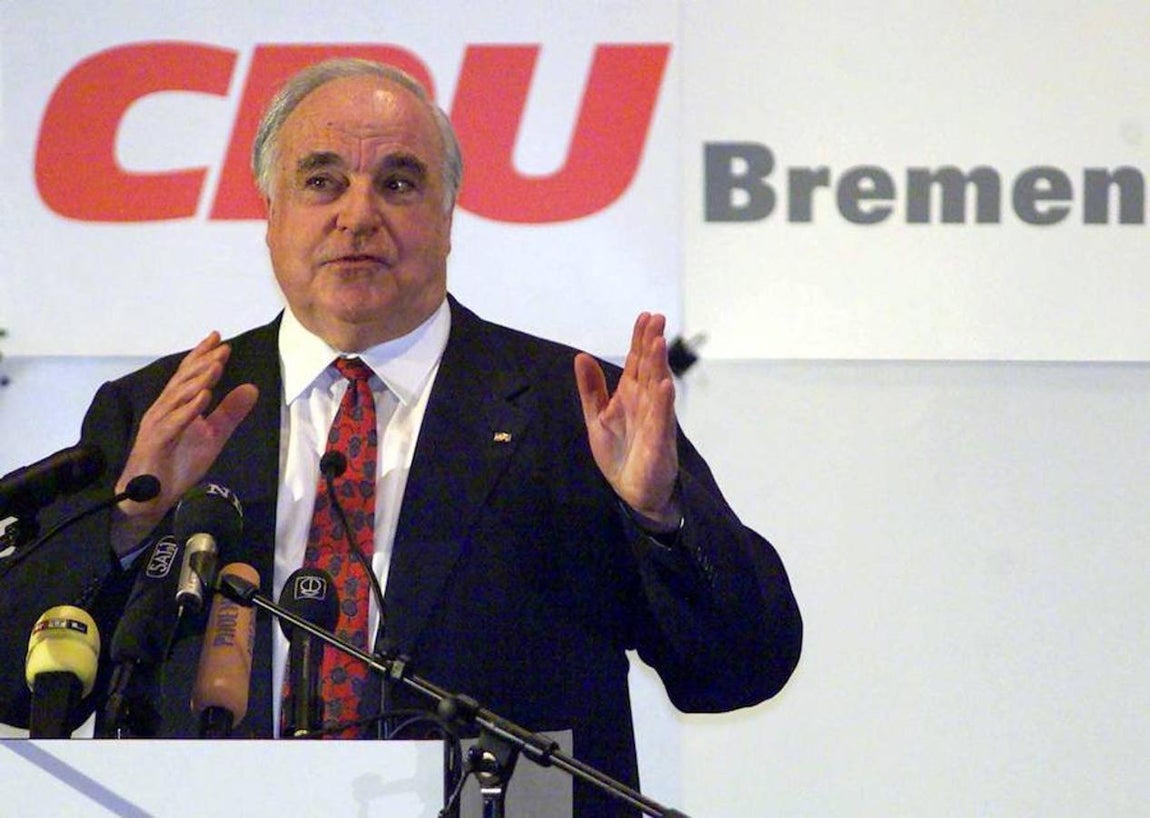 Helmut Kohl ha fallecido hoy a los 87 años. Gobernó Alemania desde 1982 a 1998 y lideró la Unión Cristianodemócrata (CDU). 
