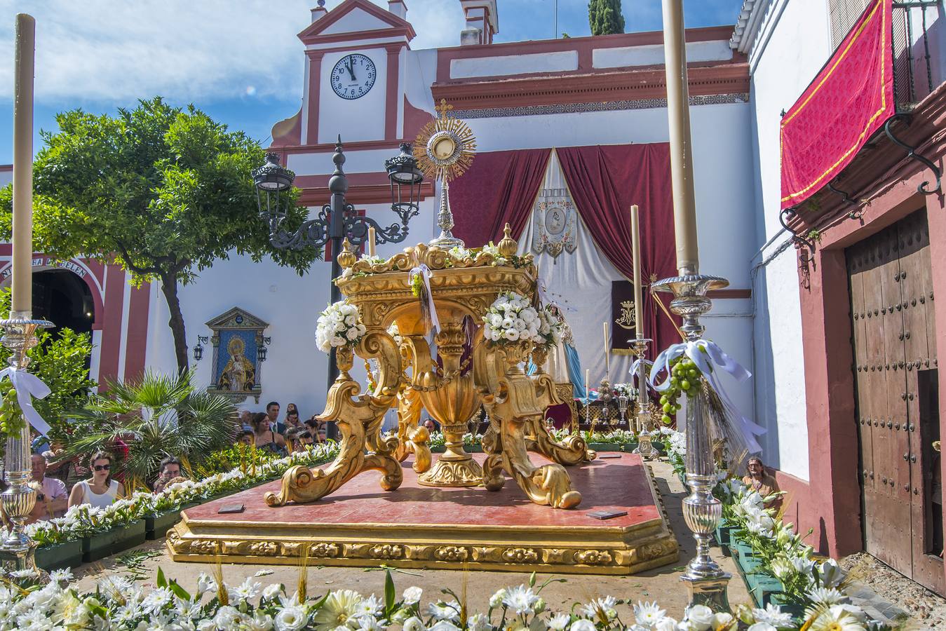 El Corpus Chisti de Tomares, en imágenes