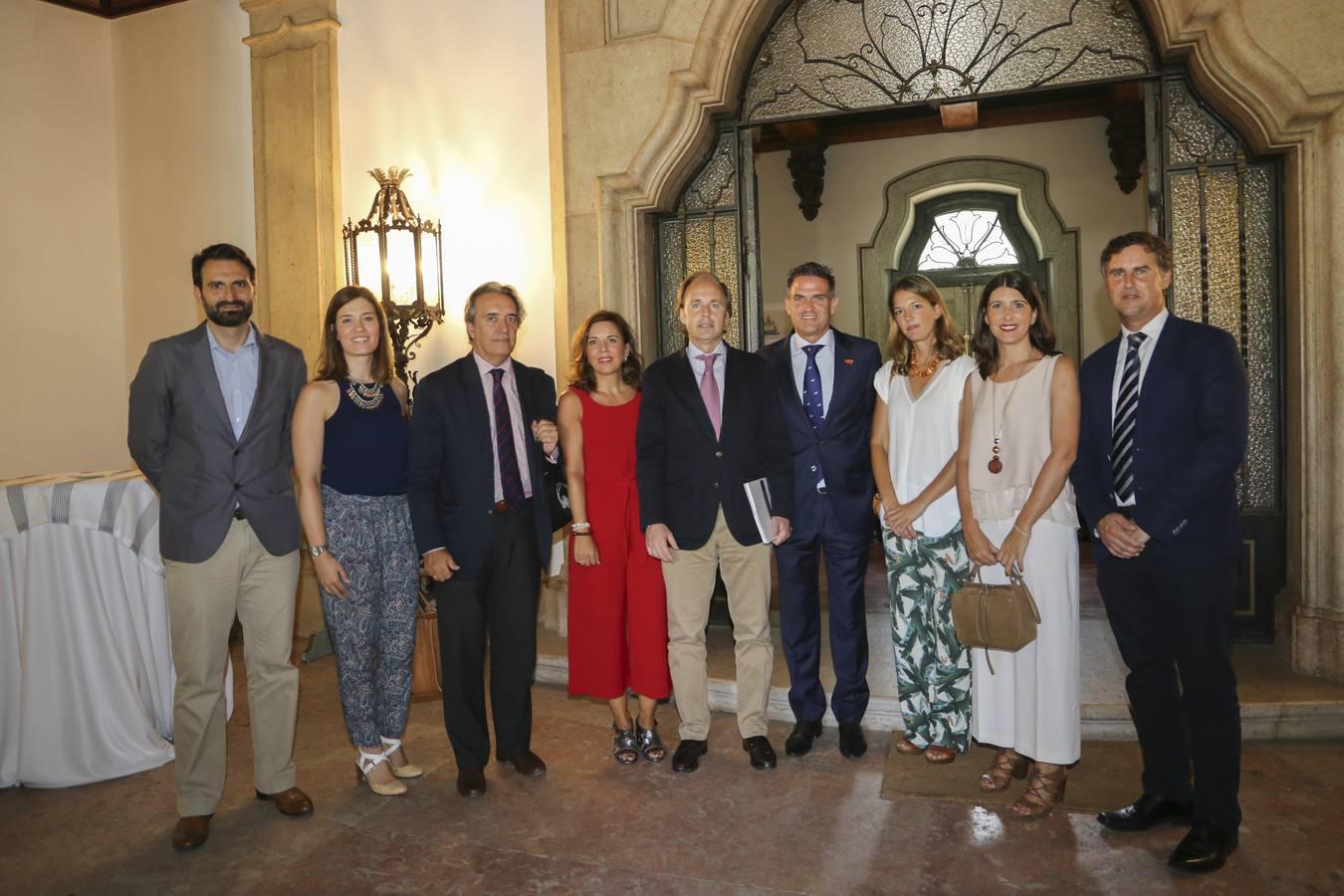 Antonio Ortega Galán, Marta Villalba Páez, Ramón Ybarra Valdenebro, Silvia Pérez Montaño, Enrique Ybarra Valdenebro, Isaac Flores Ruiz, María Molina Valdenebro, Rocío Aparcero Sierra y Daniel Vidal Rodríguez