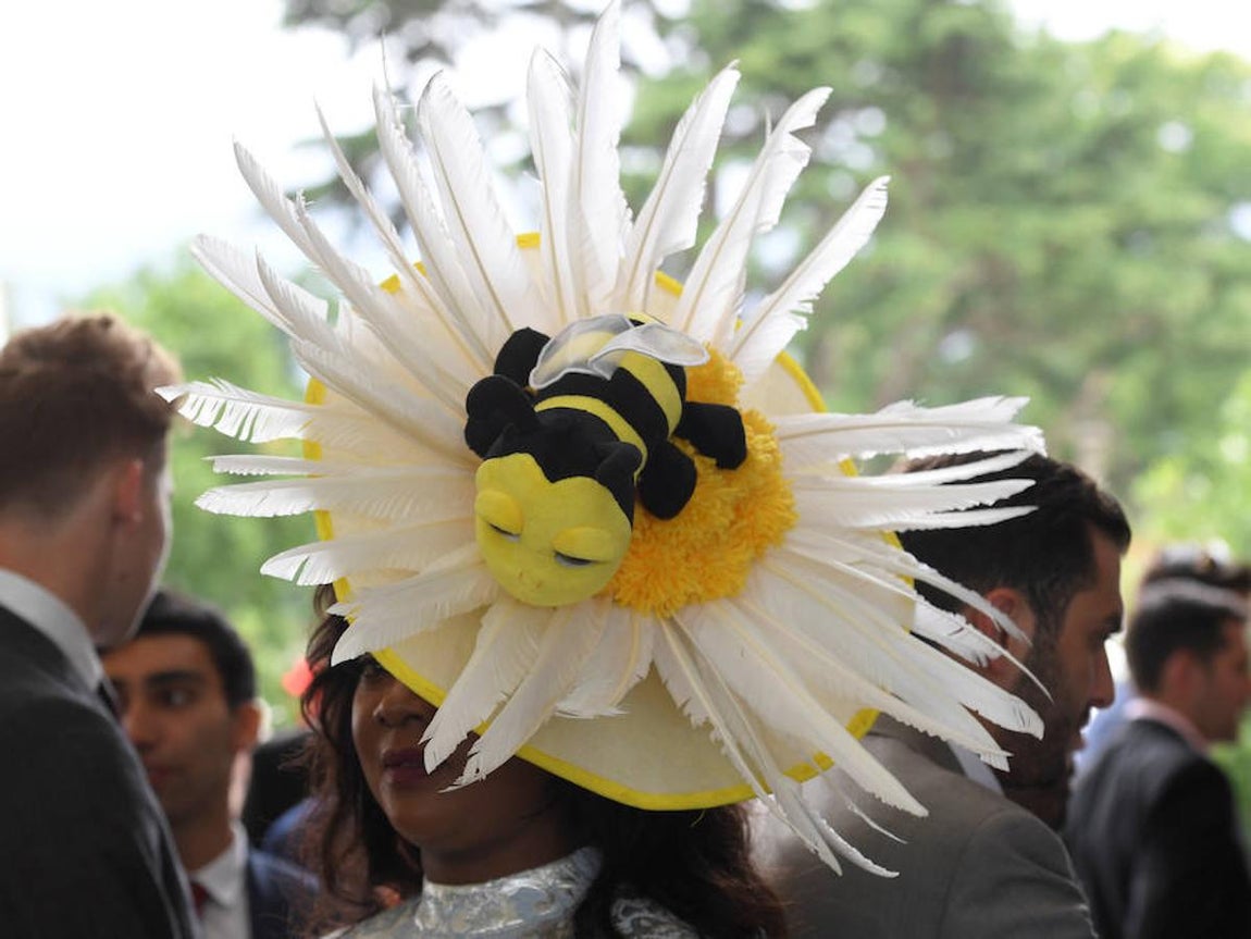 Durante cinco días se ha podido disfrutar no solo de las carreras sino de un desfile de sombreros creados exclusivamente para la ocasión por los diseñadores más famosos del mundo. 