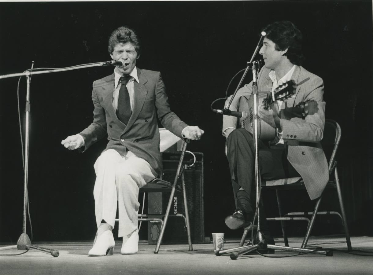 Una vida en imágenes: Camarón, la gran leyenda del flamenco