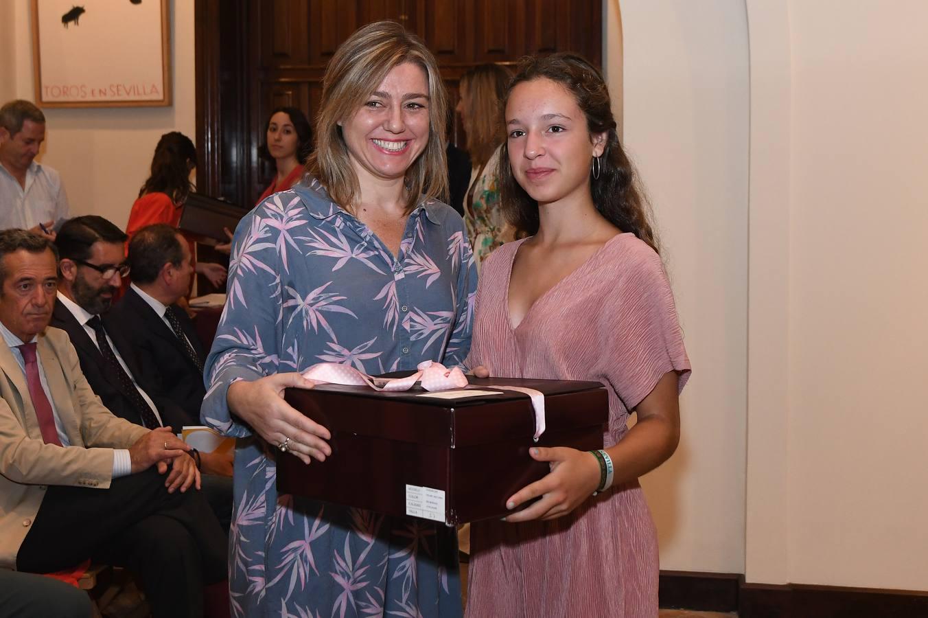 Entrega de trofeos de la Exhibición de Enganches de la Feria de Abril (I)