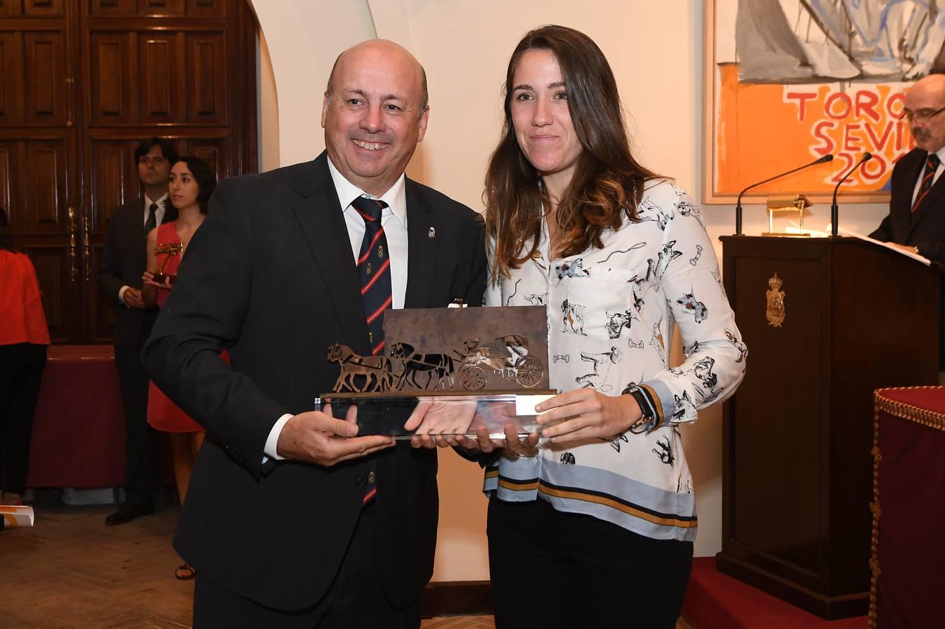 Entrega de trofeos de la Exhibición de Enganches de la Feria de Abril (I)