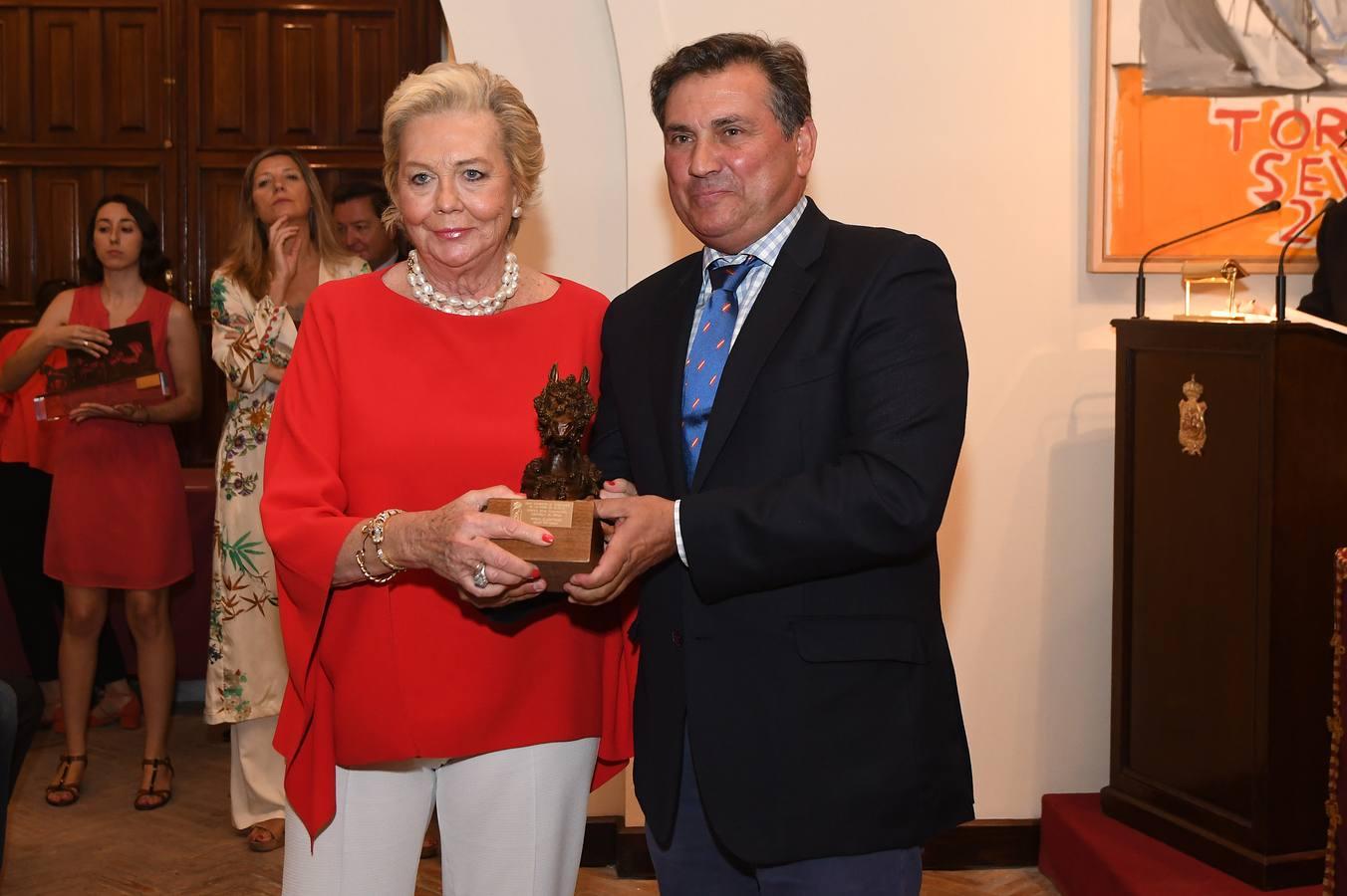 Entrega de trofeos de la Exhibición de Enganches de la Feria de Abril (Ii)