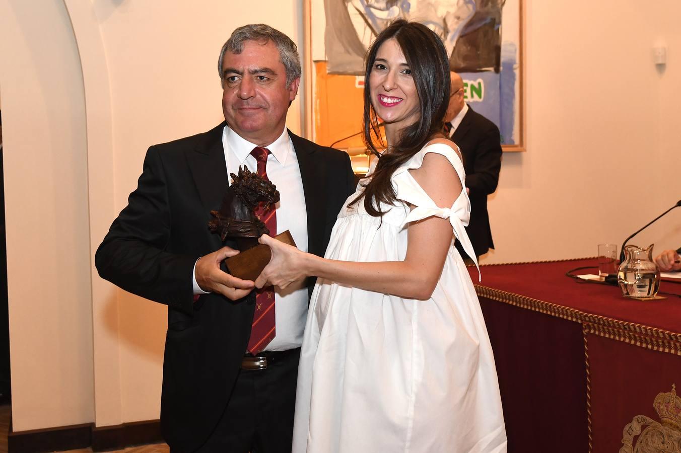 Entrega de trofeos de la Exhibición de Enganches de la Feria de Abril (Ii)