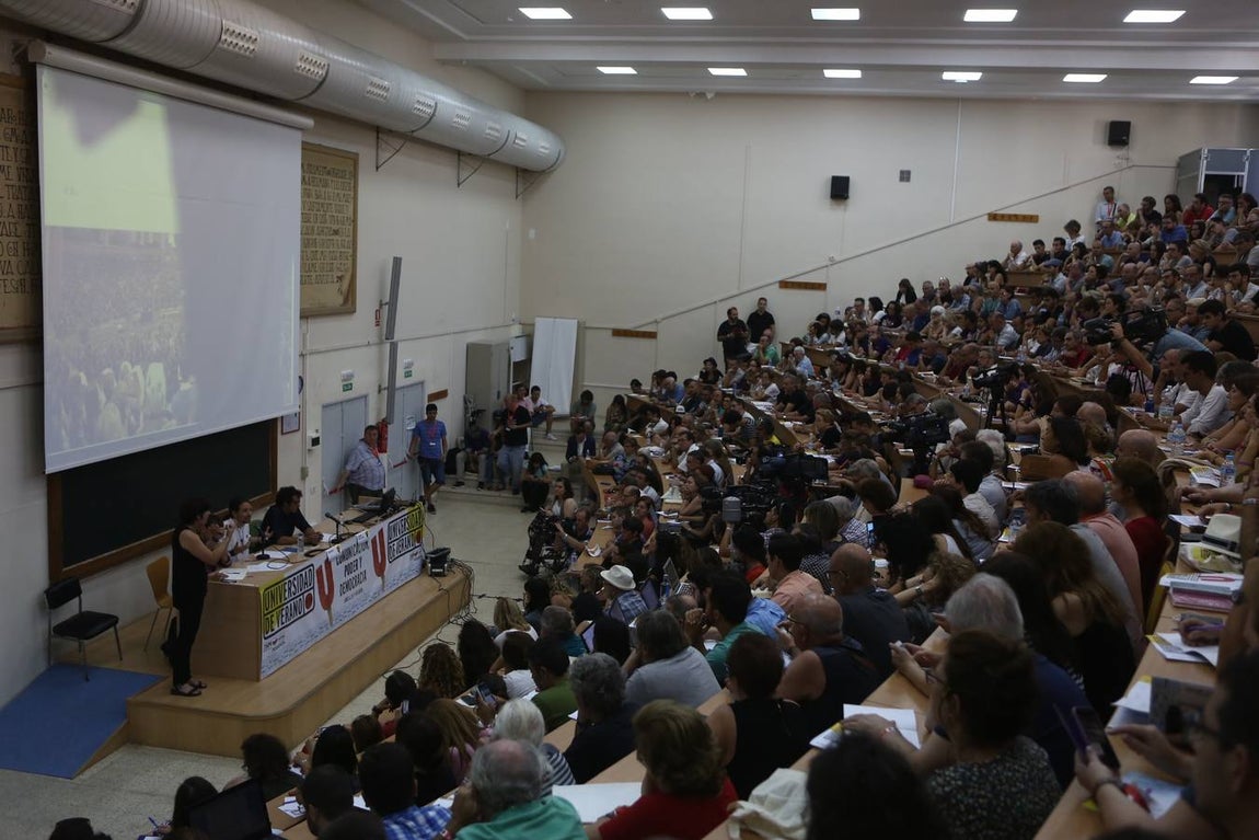 Las imágenes de la Universidad de verano de Podemos en Cádiz
