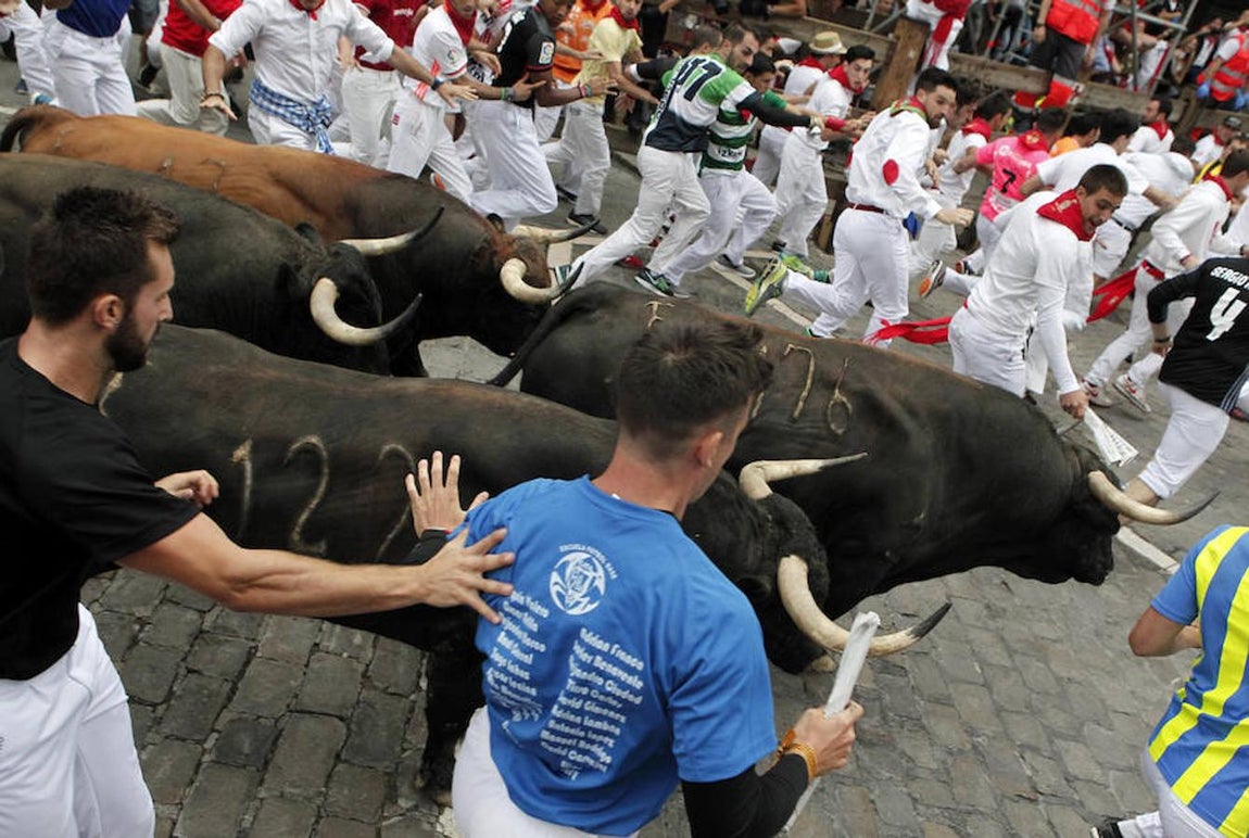 Imágenes del encierro de Sanfermines