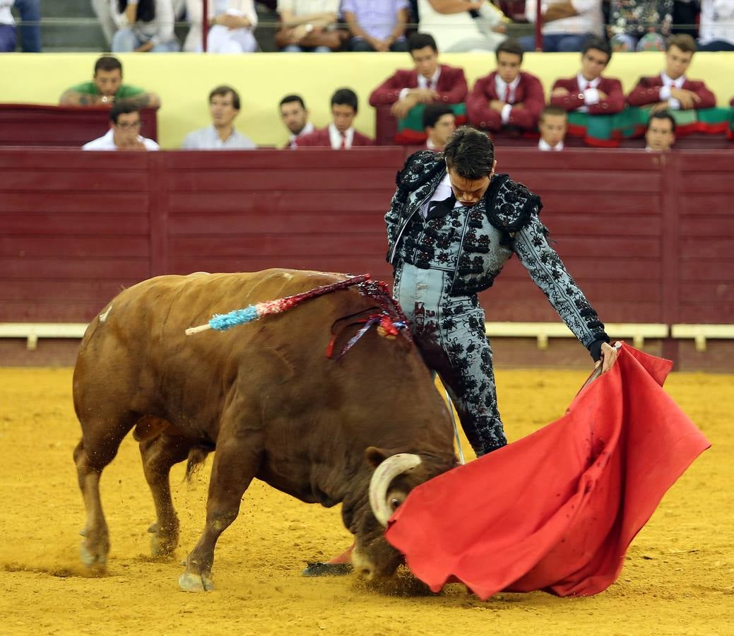 Imágenes de la triunfal presentación de Manzanares en Lisboa