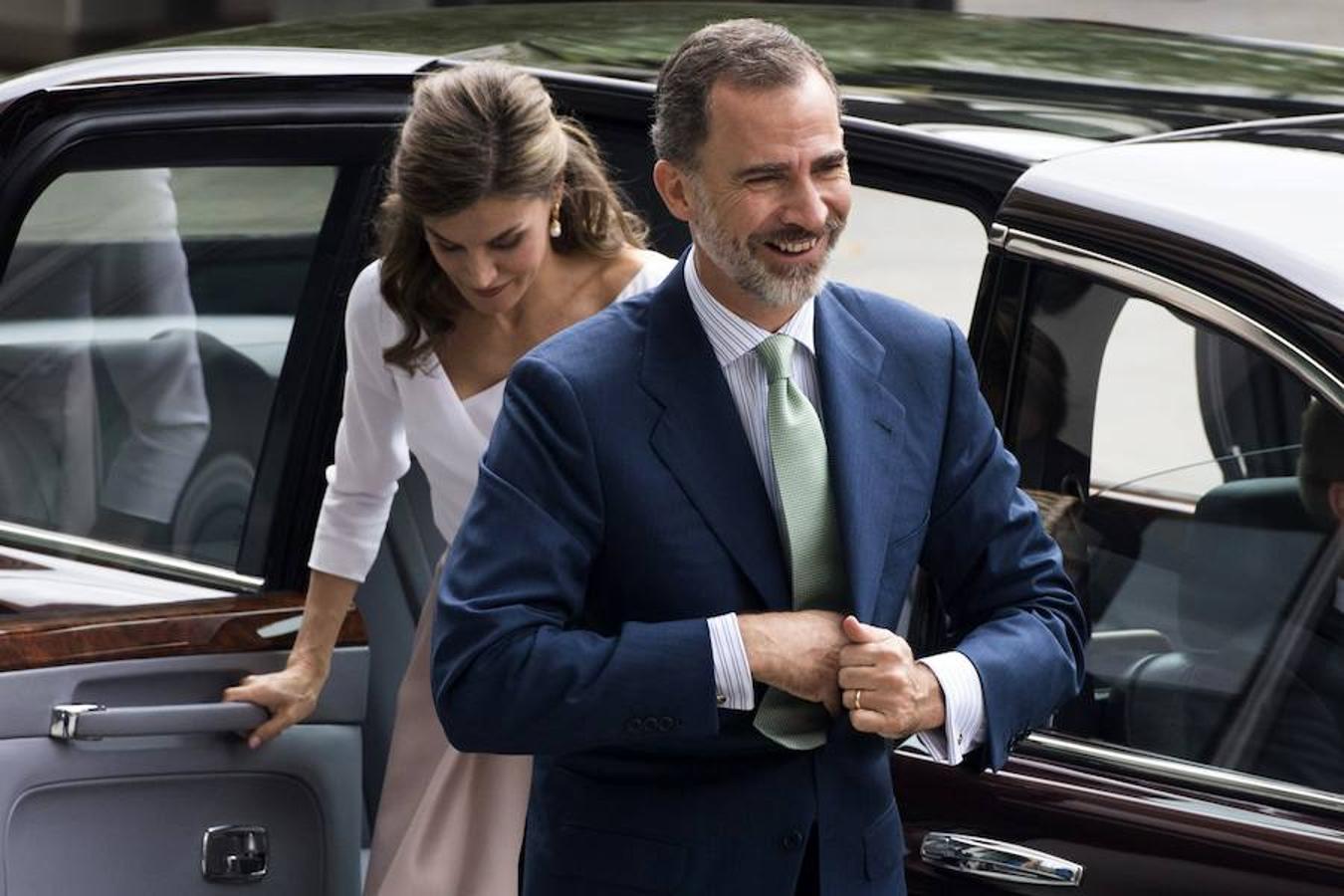 El Rey Felipe VI de y su esposa, la Reina Letizia, en su último día de visita oficial en Londres. Efe