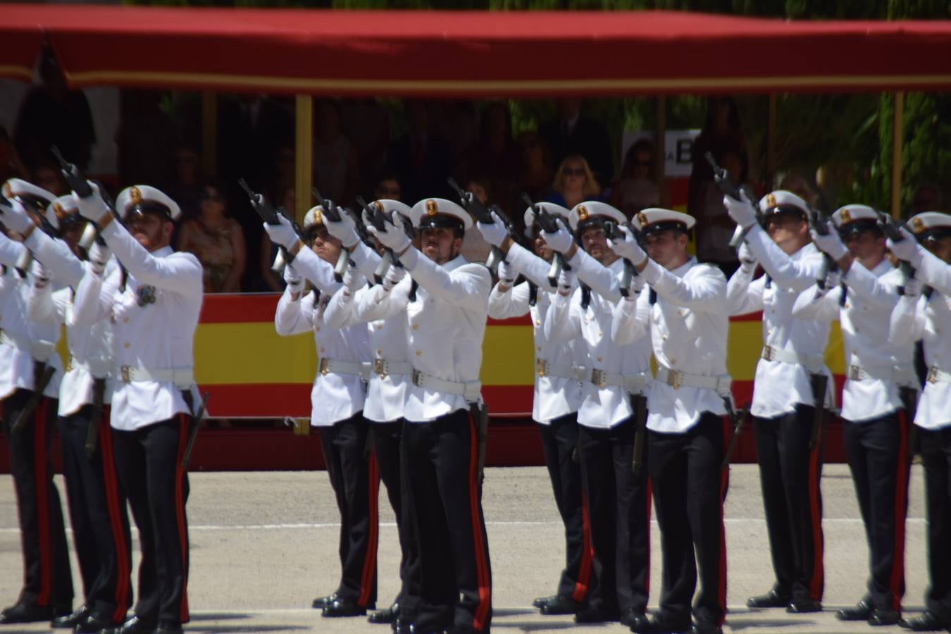 La Armada celebra la Virgen del Carmen