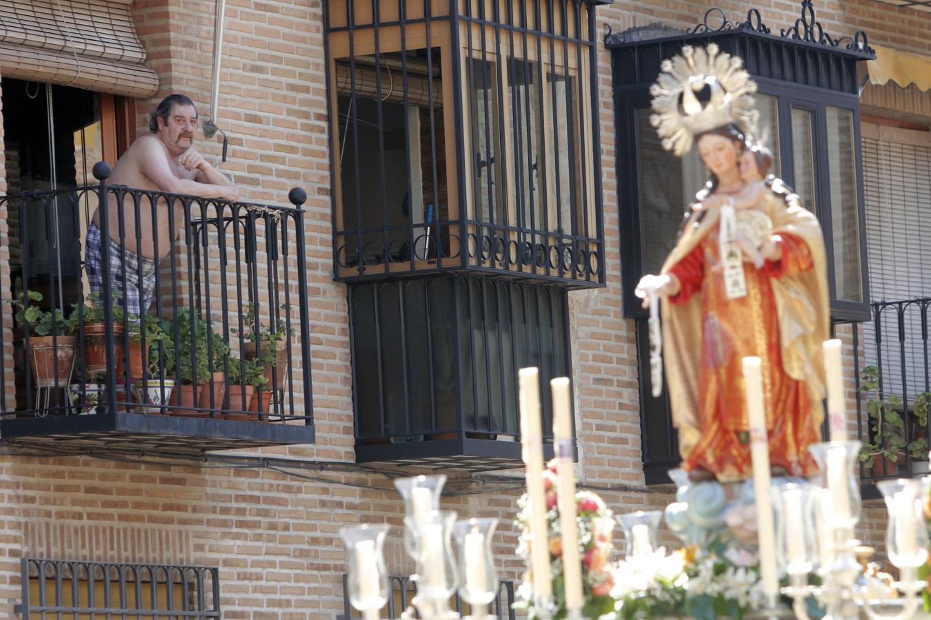 Los toledanos acompañaron con fervor a la Virgen del Carmen