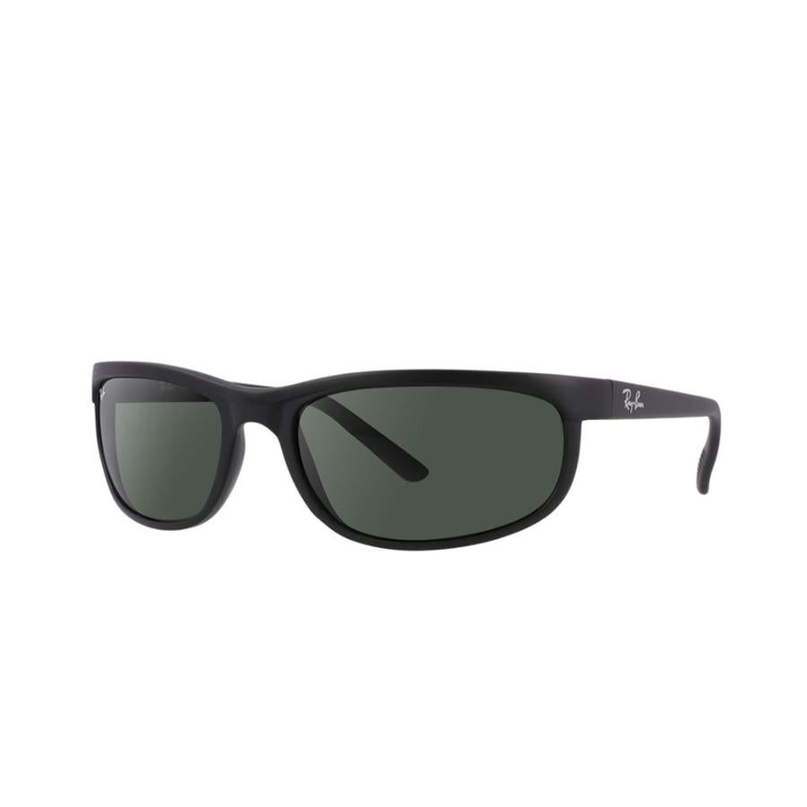 Predator 2. Will Smith y Tomy Lee Jones las sacaron de la ciencia ficción a la realidad del estilo en sus respectivos papeles de agentes en Hombres de negro (1997). (129 €).