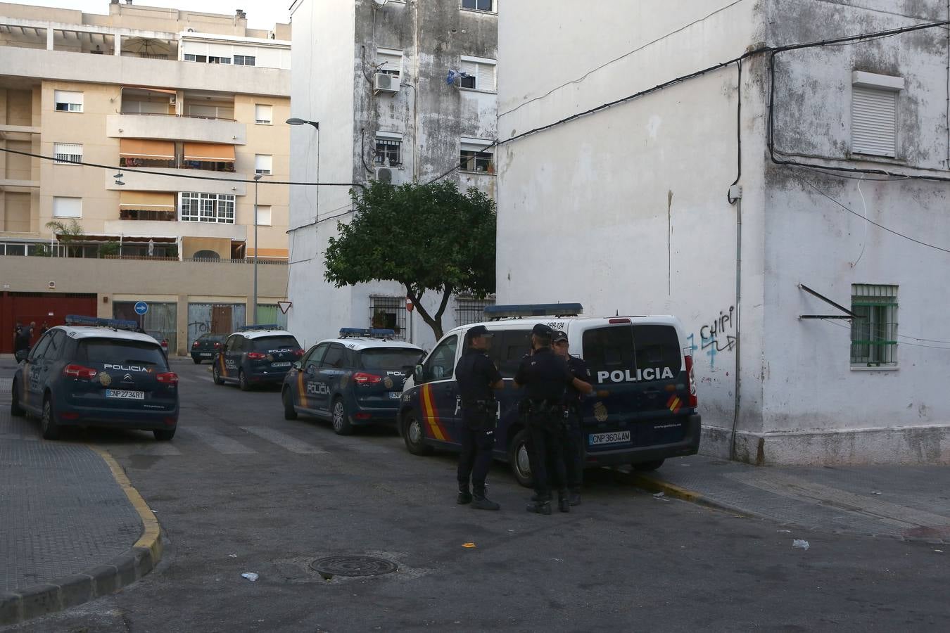 FOTOS: La Policía toma Los Milagros en El Puerto por una reyerta entre clanes