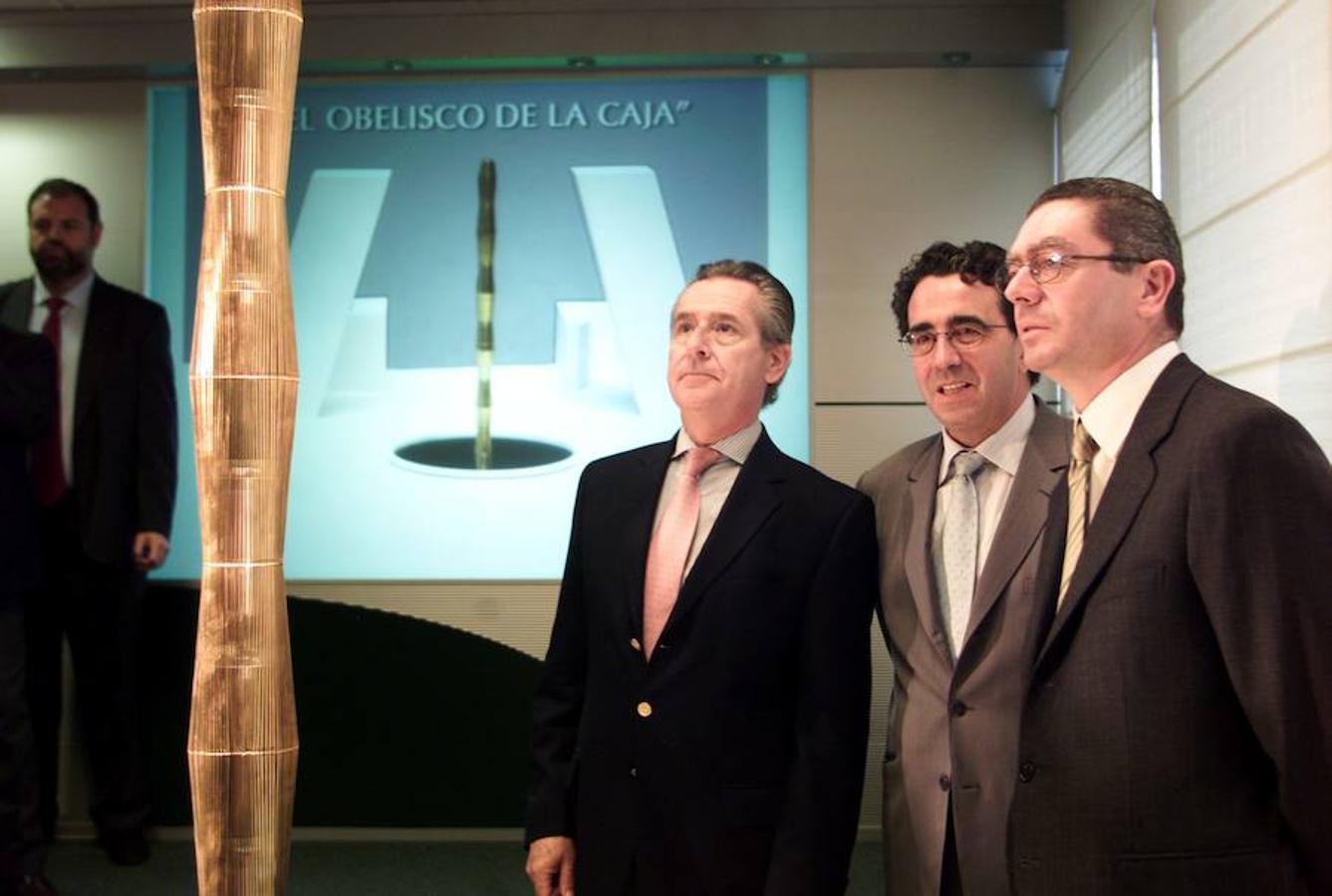 Miguel Blesa junto con el arquitecto Calatrava y con Alberto Gallardón que era alcalde de Madrid