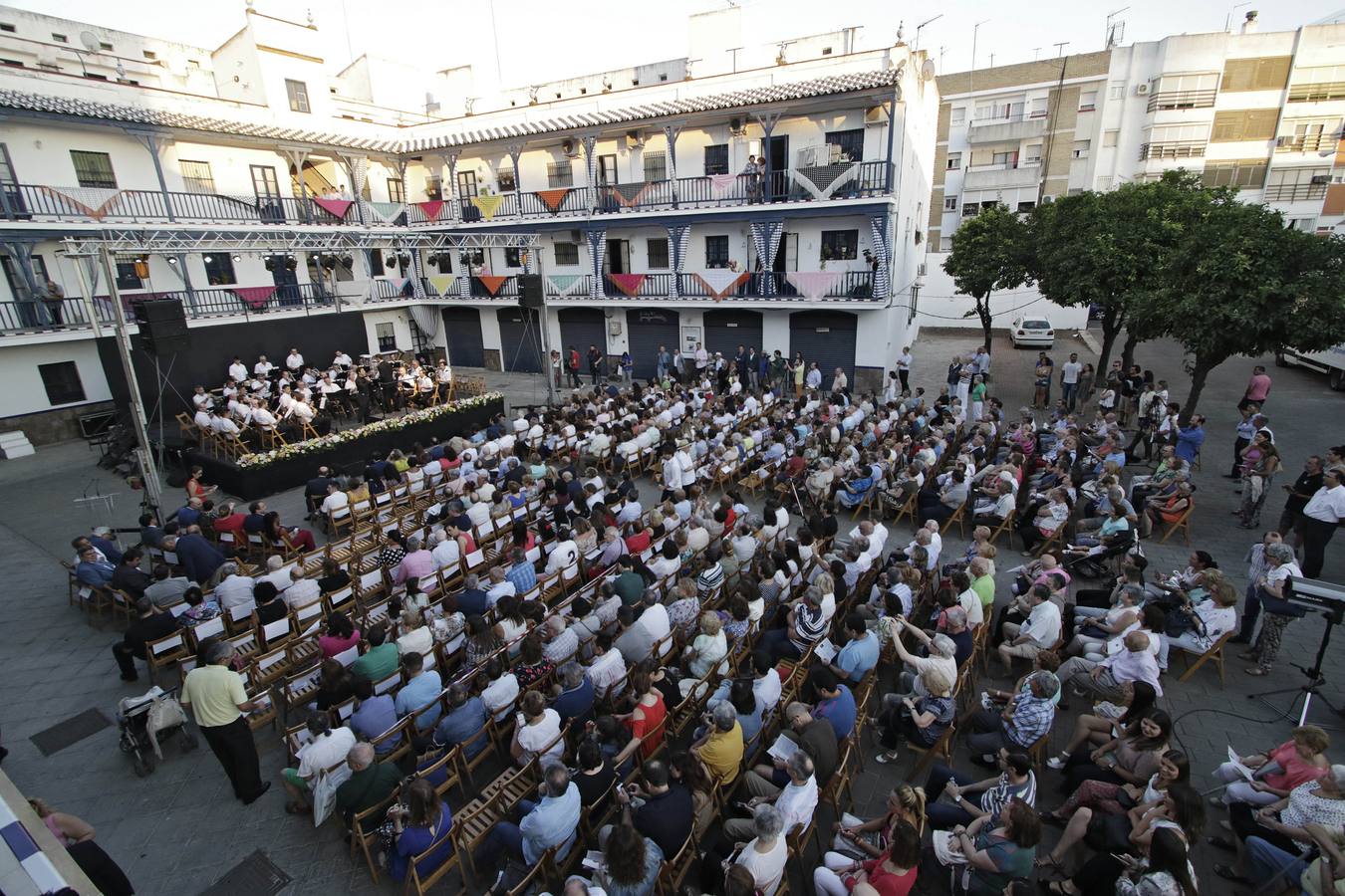 Las mejores imágenes del arranque de la Velá de Triana y el pregón