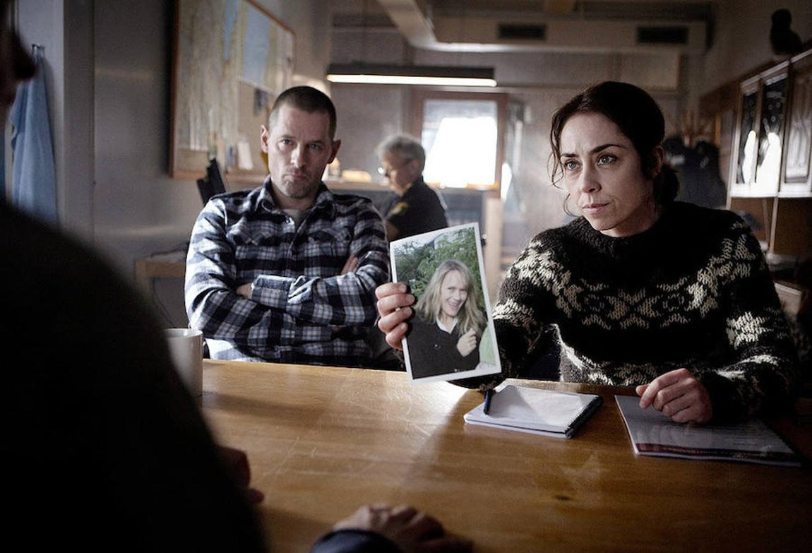 Forbrydelsen (Dinamarca, 2007-2012). 3 temporadas. 40 episodios. Otra de las ficciones del norte de Europa que más ha dado de qué hablar, contando incluso con su propio remake estadounidense: «The Killing». Al igual que «Bron/Broen», «Forbrydelsen» se enmarca en el género del whodunit y uno de sus puntos fuertes es la dinámica entre la pareja protagonista. Duración de los episodios: 50 minutos.