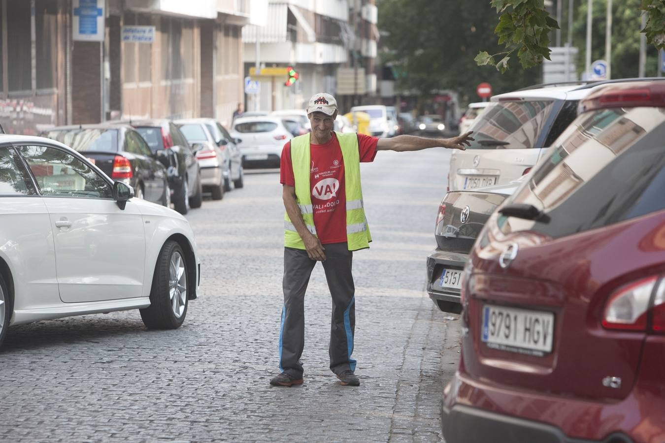 Los actividad irregular de los «gorrillas» de Córdoba, en imágenes