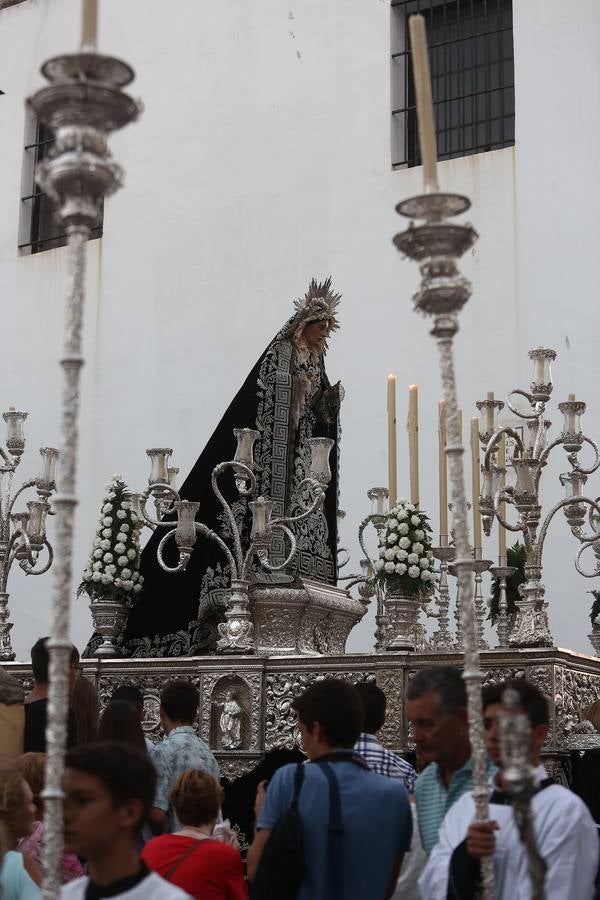 Traslado de la Virgen de la Soledad a la iglesia de Santa María