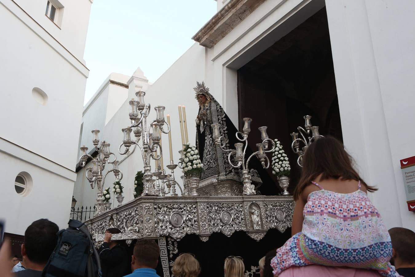 Traslado de la Virgen de la Soledad a la iglesia de Santa María