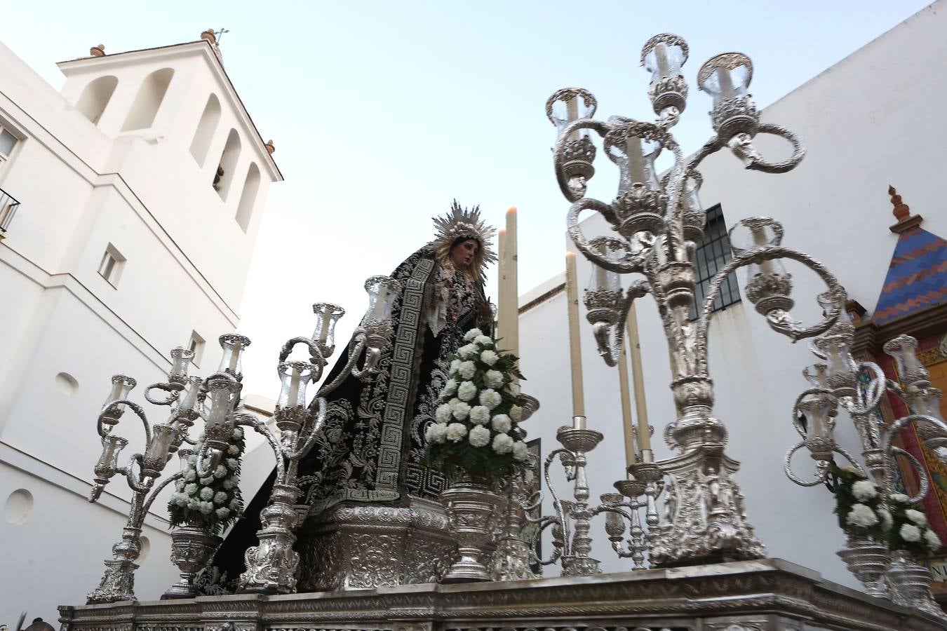 Traslado de la Virgen de la Soledad a la iglesia de Santa María