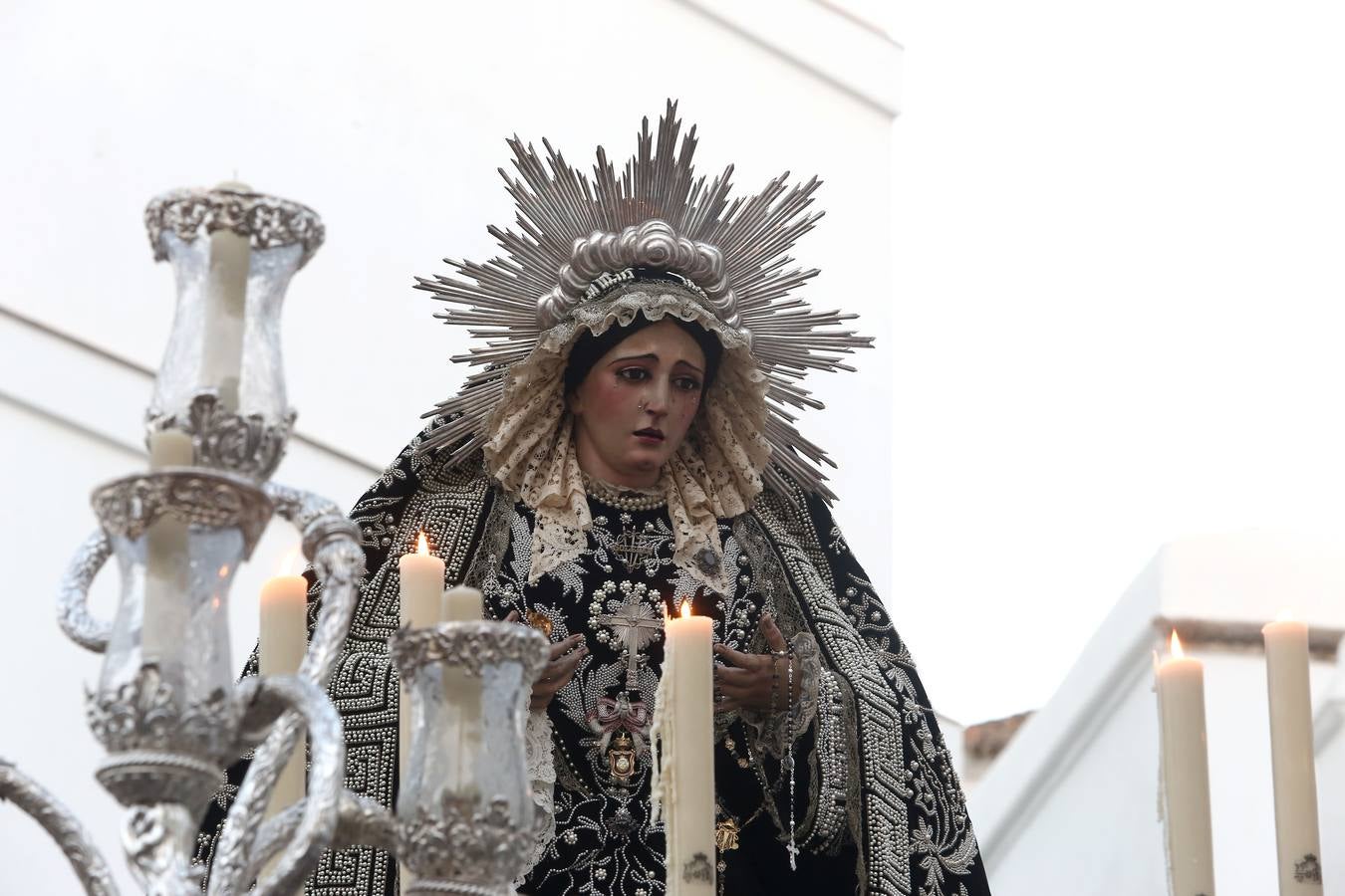 Traslado de la Virgen de la Soledad a la iglesia de Santa María