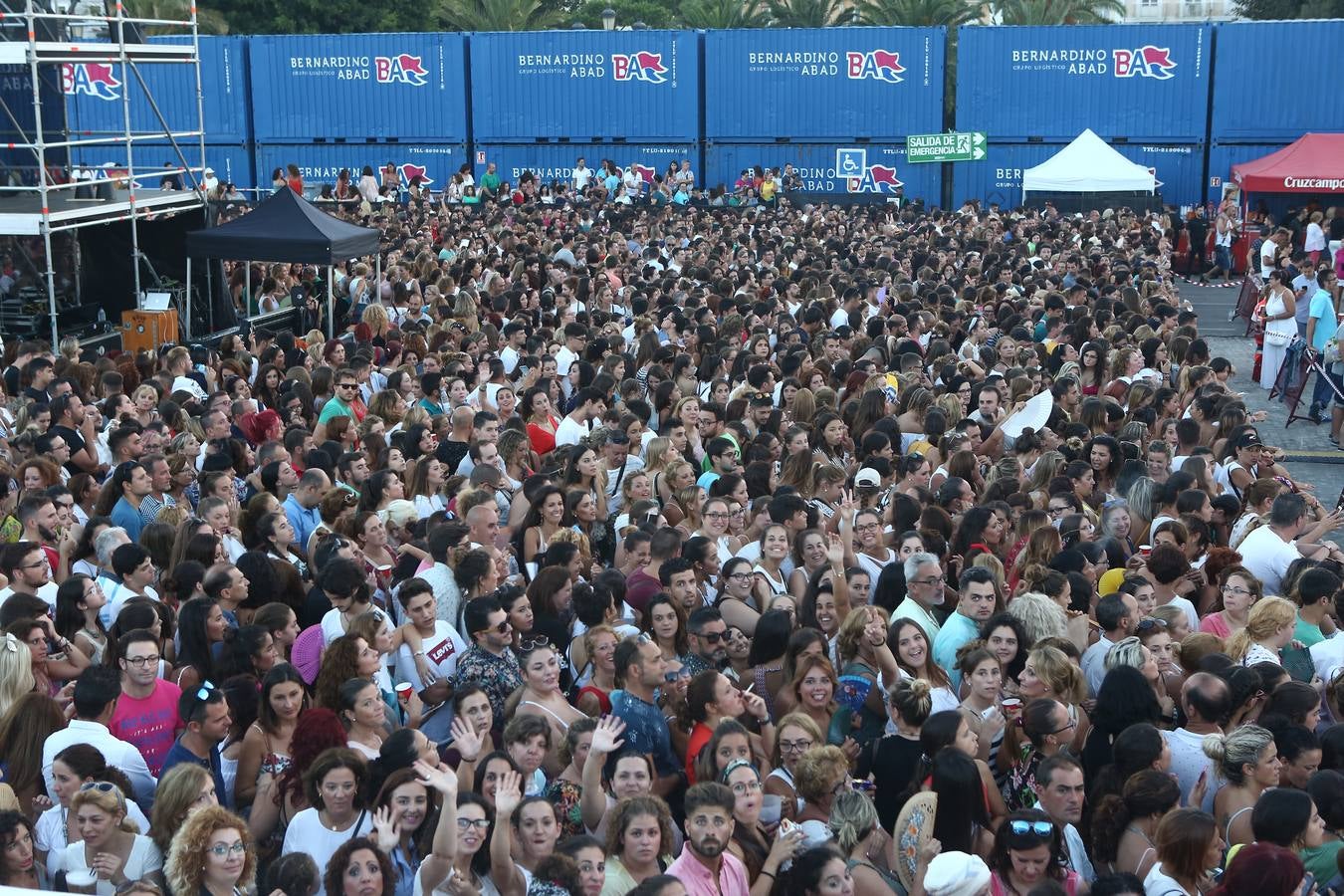 Búscate en el concierto de Manuel Carrasco en el puerto de Cádiz