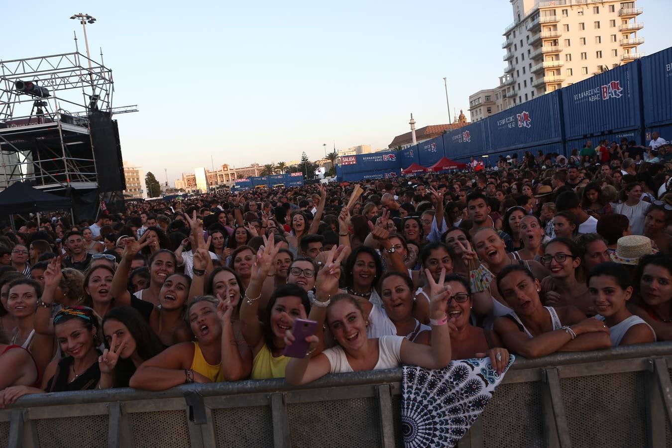 Búscate en el concierto de Manuel Carrasco en el puerto de Cádiz