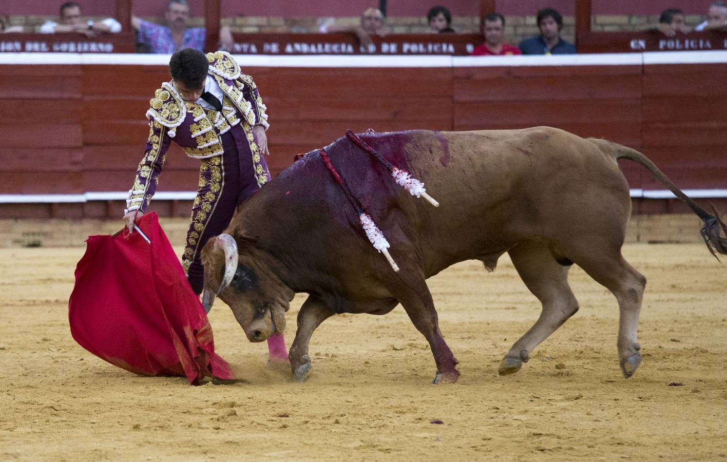 Novillada de las Colombinas con acento sevillano